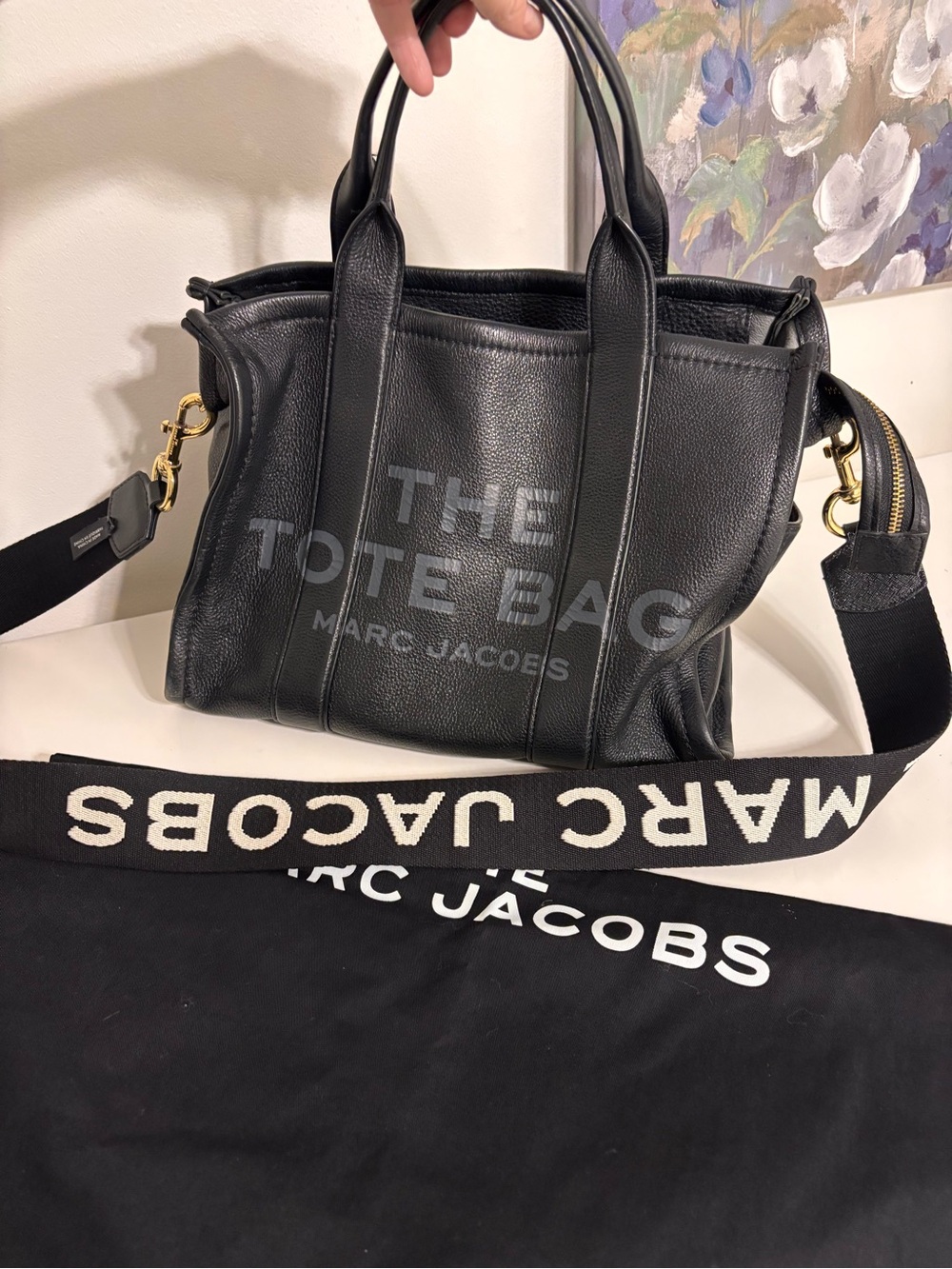Marc Jacobs The Tote Bag Medium Black Pebbled Leather Crossbody Strap Dust Bag